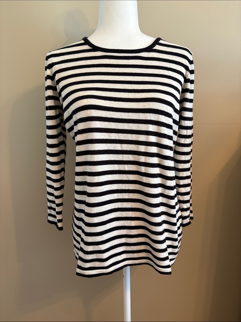 Striped Black and White Long-Sleeve Women's Sweater